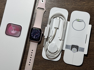 Apple Watch Series 9, 41mm, Pink GPS (1 foto / 3)