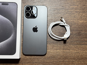Apple iPhone 15 Pro Max 256gb, Black Titanium (3 foto / 3)