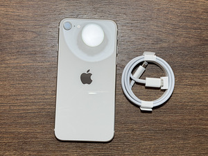Apple iPhone SE 20222 64gb, Silver (3 foto / 3)