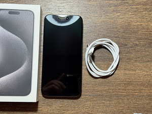 Apple iPhone 15 Pro Max 256gb, Black Titanium (2 foto / 3)