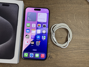 Apple iPhone 15 Pro Max 256gb, Black Titanium (1 foto / 3)