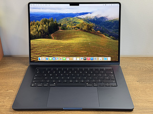 Apple Macbook Air M3 15" 512B/16GB 8C/10C (15-inch, 2024), M (1 foto / 3)