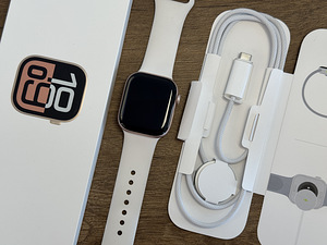 Apple Watch Series 10, 42mm, Rose Gold GPS (2 foto / 3)