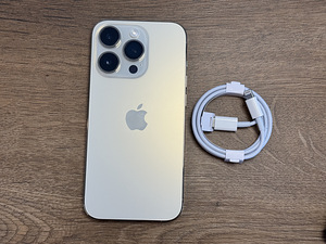 Apple iPhone 14 Pro 256gb, Gold (3 foto / 3)