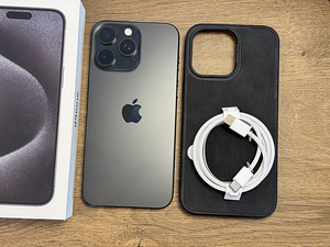 Apple iPhone 15 Pro Max 256gb, Black Titanium (3 foto / 3)