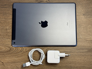 Apple iPad 10.2" 7th Gen (2019) 32gb, Wifi, Space Grey (3 фото из 3)