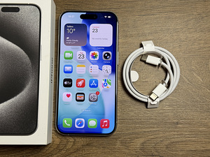 Apple iPhone 15 Pro 128gb, Natural Titanium (1 foto / 3)