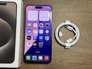 Apple iPhone 15 Pro Max 256gb, Natural Titanium (1 foto / 3)