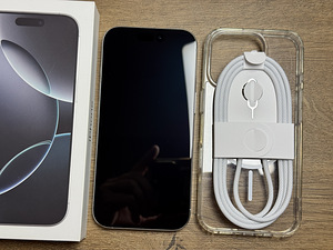 Apple iPhone 16 Pro 128gb, Белый Титан (2 фото из 3)