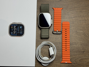 Apple Watch Ultra 2nd Generation, 49mm, Titanium (2 foto / 3)