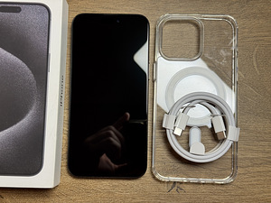Apple iPhone 15 Pro Max 256gb, Space Black (2 foto / 3)