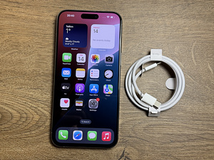Apple iPhone 15 Pro Max 256gb, Natural Titanium (1 foto / 3)