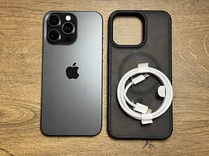Apple iPhone 15 Pro Max 256gb, Black Titanium (3 foto / 3)