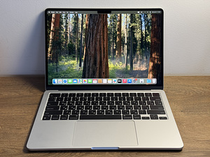Apple Macbook Air M3 8gb/256 (13-inch, 2024), Silver RUS (1 foto / 3)