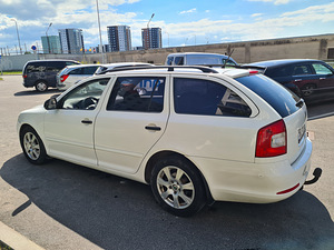 Skoda Octavia (5 фото из 9)