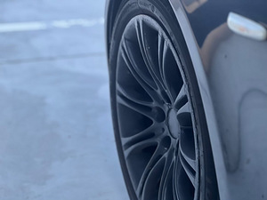 BMW e60 (3 фото из 7)