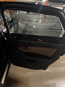 Audi a8 d3 3.0TDI 155kw quattro 2005 (4 foto / 7)