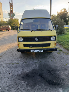 VW Transporter (1 foto / 6)