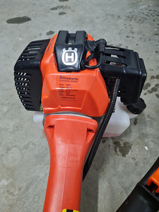 HUSQVARNA 555FX 2,8kw (2 foto / 4)