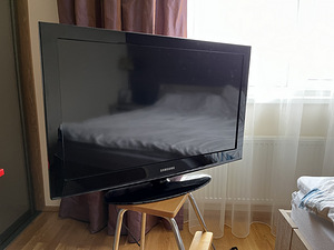 Samsung LE32D404E2W 32 tolline teler (1 foto / 2)