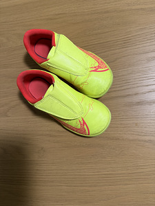 Nike Jalgpallitossud 27.5