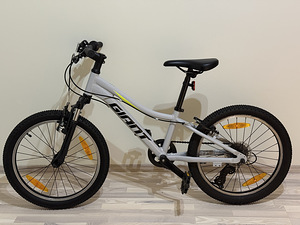 Детский MTB велосипед Giant XTC Jr 20" (3 фото из 10)