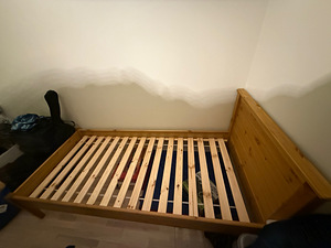 200x90 puidust voodi (2 foto / 3)