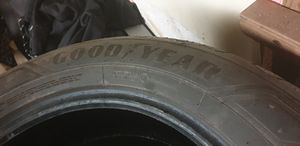 Goodyear 225/60/18 7mm dot22 (2 foto / 4)