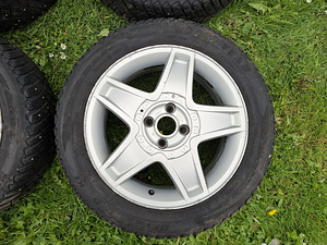 Литые диски SEAT 4x100 R16 (4 фото из 9)