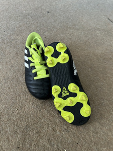 Adidas 28 jalgpallisaapad (2 foto / 3)