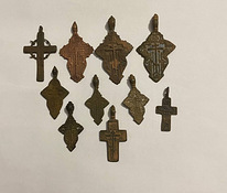 Кресты, кольца и икона