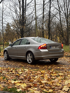 Volvo s80 2.4d 120kw summum (4 foto / 10)