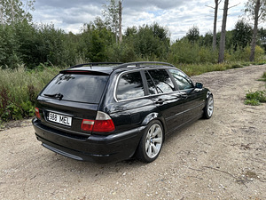 BMW 330d manuaal (3 foto / 8)