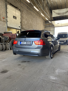 BMW E91 320d 135kw 2011 (3 фото из 14)