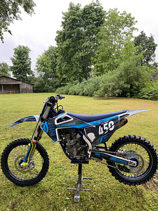 Husqvarna FC250 2021 (1 foto / 3)