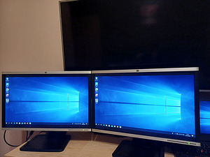 Komplekt : HP Compaq LA2405x Kuvar / Monitor (5 foto / 8)
