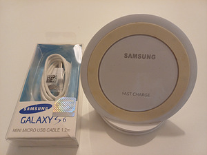 Samsung Wireless Charger White EP-PG9201 / зарядное устройст (1 фото из 5)