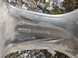 Покрышка Michelin с дисками. 205/50 R17 8-9 мм (2 фото из 4)