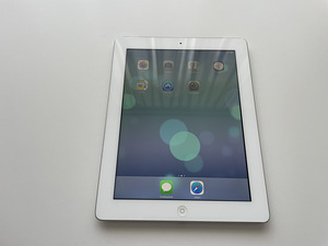 iPad 4th Generation (A1460) – 16GB, Wi-Fi + Cellular (1 foto / 6)