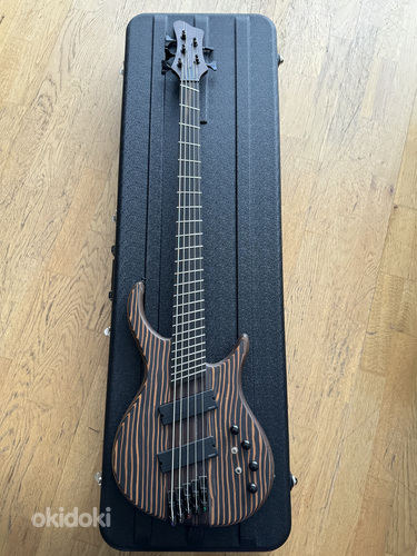 Bass guitar special crafted (фото #4)