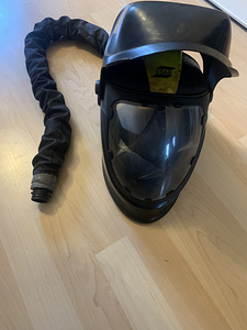 Maska ESAB G-50 -100 evr (3 foto / 5)