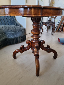 Rococo mööbel: laud, 2 tooli, diivan (4 foto / 9)