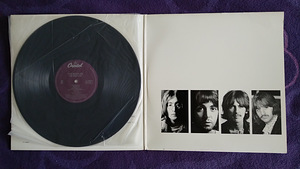 Белый альбом The Beatles (1 фото из 3)