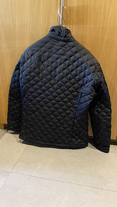 Пуховик armani (2 фото из 2)