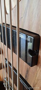 ESP LTD B205SM Natural Satin LH 5-струнная бас-гитара для левой руки. (4 фото из 10)