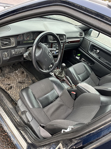 Volvo v70 (9 фото из 10)