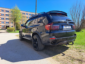 BMW X5 E70 35D (2 фото из 6)