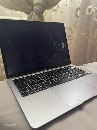 MacBook Air 2020 256GB серый (фото #1)