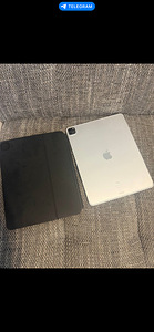 iPad Pro 4th gen 12.9 128 GB (2 foto / 2)