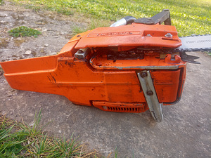 Husqvarna 254XP (5 foto / 5)